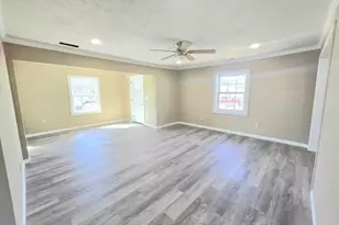 305 Kingtown St, McCaysville, GA 30555 - Photo 2