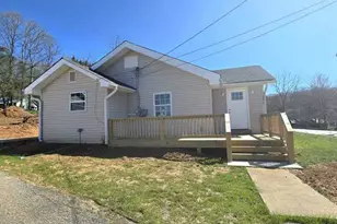 305 Kingtown St, McCaysville, GA 30555 - Photo 10