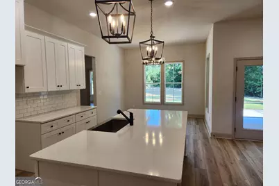 642 Shelnut, Locust Grove, GA 30248 - Photo 6