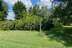 69 Thurmond Rd NE, Statham, GA 30666 - Photo 8