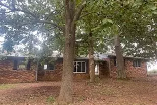 69 Thurmond Rd NE, Statham, GA 30666 - Photo 2