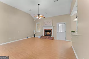 223 Loudon Hill Dr, Warner Robins, GA 31088 - Photo 6