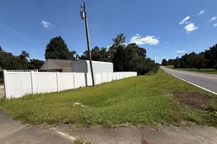 201 Strawberry Cir, Dublin, GA 31021 - Photo 6