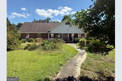 201 Strawberry Circle, Dublin, GA 31021 - Photo 2