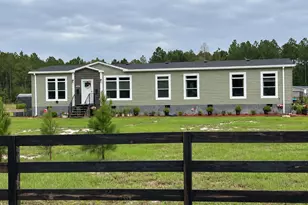 2460 Miller Hayes Rd, Waycross, GA 31503 - Photo 1