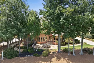 7275 Laurel Oak Dr, Suwanee, GA 30024 - Photo 4