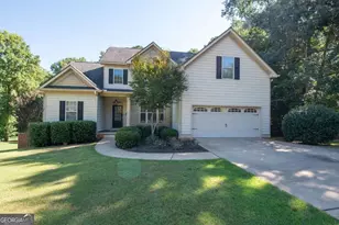 108 Hidden Springs Dr, Lagrange, GA 30240 - Photo 2