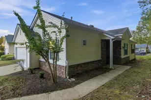 682 Bedford Ct, Woodstock, GA 30188 - Photo 2