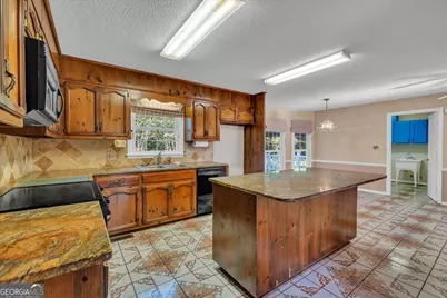105 Julies Circle, Perry, GA 31069 - Photo 14