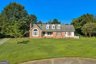 105 Julie's Cir, Perry, GA 31069 - Photo 2