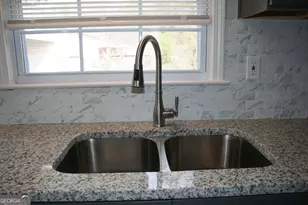 118 N Woodland Dr, Atlanta, GA 30340 - Photo 10