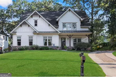 2043 Cambridge Avenue, Atlanta, GA 30337 - Photo 1