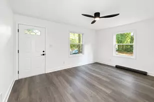 1087 Redford Dr SE, Atlanta, GA 30315 - Photo 2