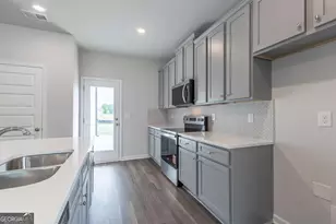 607 Cantor Wy, Monroe, GA 30655 - Photo 8