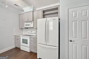 105 E Commons Dr, Saint Simons, GA 31522 - Photo 24