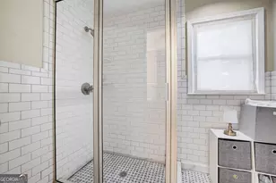 1075 High Point Dr NE, Atlanta, GA 30306 - Photo 18