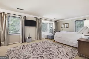 1075 High Point Dr NE, Atlanta, GA 30306 - Photo 16