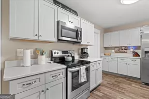 3210 Crow Rd NE, Dalton, GA 30721 - Photo 8