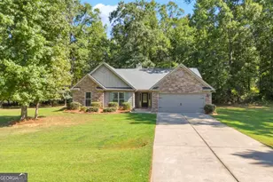111 Buttercup Ln, Bogart, GA 30622 - Photo 2