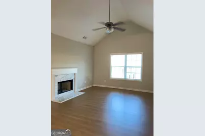 8262 Parkwood Place, Jonesboro, GA 30238 - Photo 2