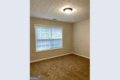 8262 Parkwood Place, Jonesboro, GA 30238 - Photo 10