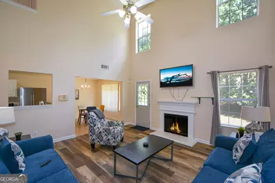 4511 Ravenwood Place # 70, Union City, GA 30291 - Photo 4