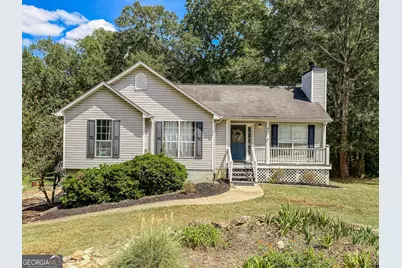 97 Spring Circle, Senoia, GA 30276 - Photo 1