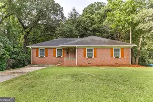 460 Sunset Cir, Forsyth, GA 31029 - Photo 1
