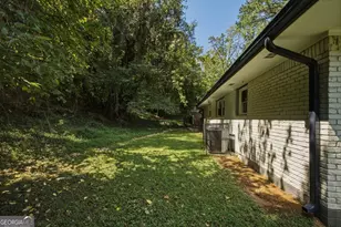 126 Meadow Park Ln SW, Atlanta, GA 30315 - Photo 24
