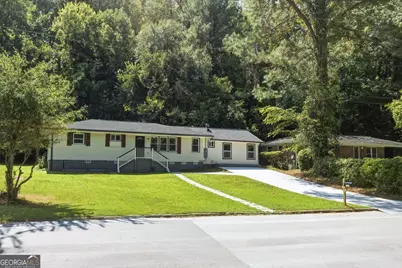 126 Meadow Park Lane SW, Atlanta, GA 30315 - Photo 2
