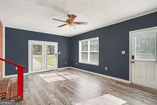 415 Taylor St, Barnesville, GA 30204 - Photo 16