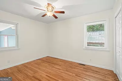 415 Taylor Street, Barnesville, GA 30204 - Photo 18