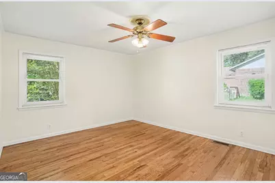 415 Taylor Street, Barnesville, GA 30204 - Photo 22