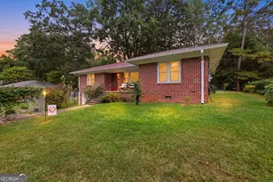 107 Valley Dr, Toccoa, GA 30577 - Photo 1