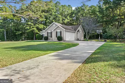 430 Hayward Bishop Way, Senoia, GA 30276 - Photo 2