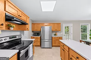 4062 Crabapple Dr, Gainesville, GA 30507 - Photo 16