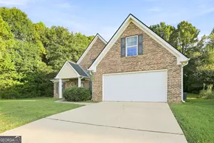 109 Dorsey Springs Dr, Hampton, GA 30228 - Photo 2