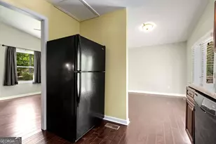 1741 Branch View Dr, Marietta, GA 30062 - Photo 18
