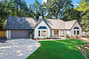2552 Holly Creek Dr NE, Marietta, GA 30062 - Photo 2
