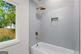 2552 Holly Creek Dr NE, Marietta, GA 30062 - Photo 36
