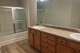 323 Knelston Oak Dr, Suwanee, GA 30024 - Photo 10