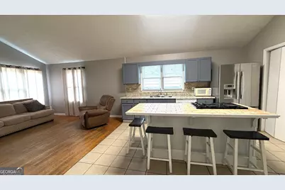 386 Chestnut Drive SE, Social Circle, GA 30025 - Photo 8
