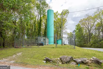 2503 Lakeshore Drive NE, Conyers, GA 30012 - Photo 16
