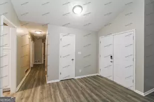 1077 Ponderosa Park Dr, Forest Park, GA 30297 - Photo 8