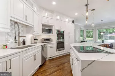 1240 Beech Haven Road NE, Atlanta, GA 30324 - Photo 16