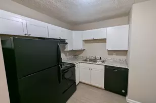 242 Rustwood Dr, Athens, GA 30606 - Photo 2