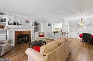 2832 Vinings Central Dr SE, Atlanta, GA 30339 - Photo 4
