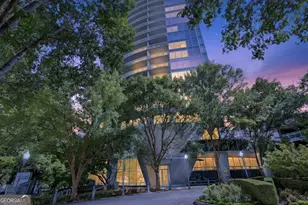3338 Peachtree Rd NE, Atlanta, GA 30326 - Photo 2