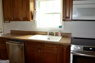 404 Green Ave, Hogansville, GA 30230 - Photo 8