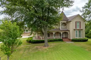 130 Lagrange St, Newnan, GA 30263 - Photo 1